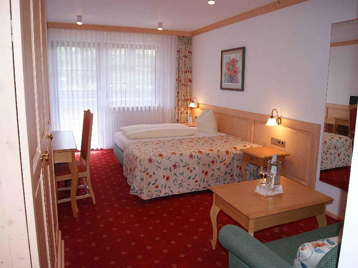 Hotel-Gasthof Zum Suessen Grund Albstadt Εξωτερικό φωτογραφία