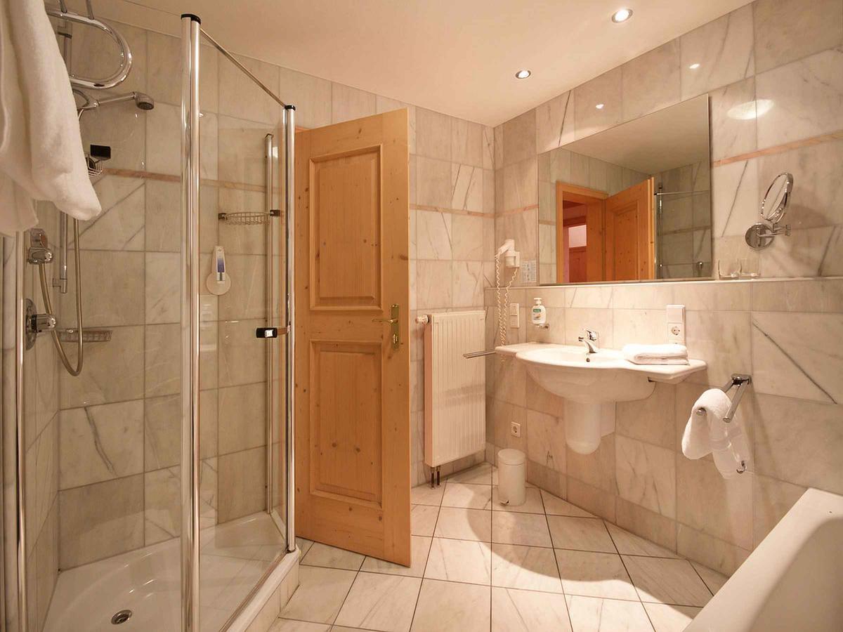 Hotel-Gasthof Zum Suessen Grund Albstadt Εξωτερικό φωτογραφία
