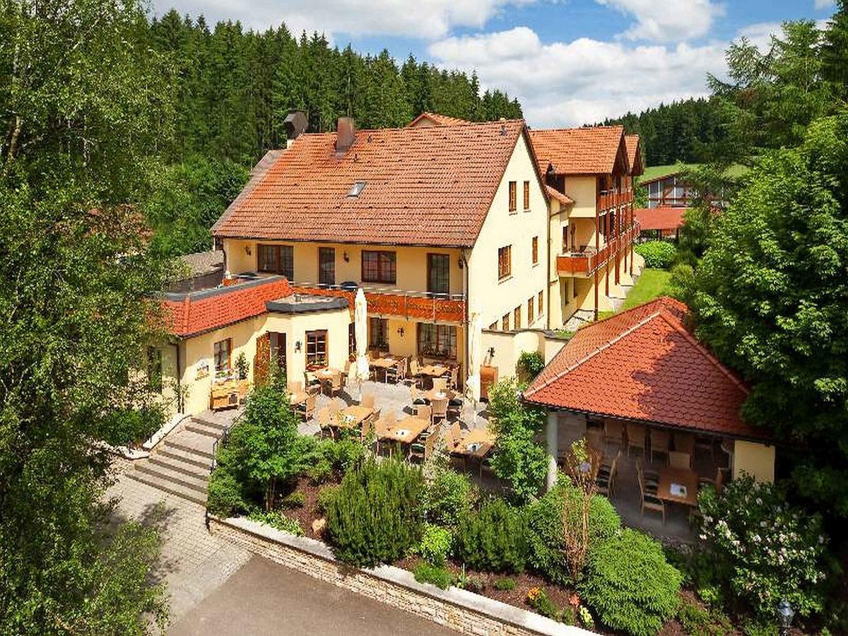 Hotel-Gasthof Zum Suessen Grund Albstadt Εξωτερικό φωτογραφία