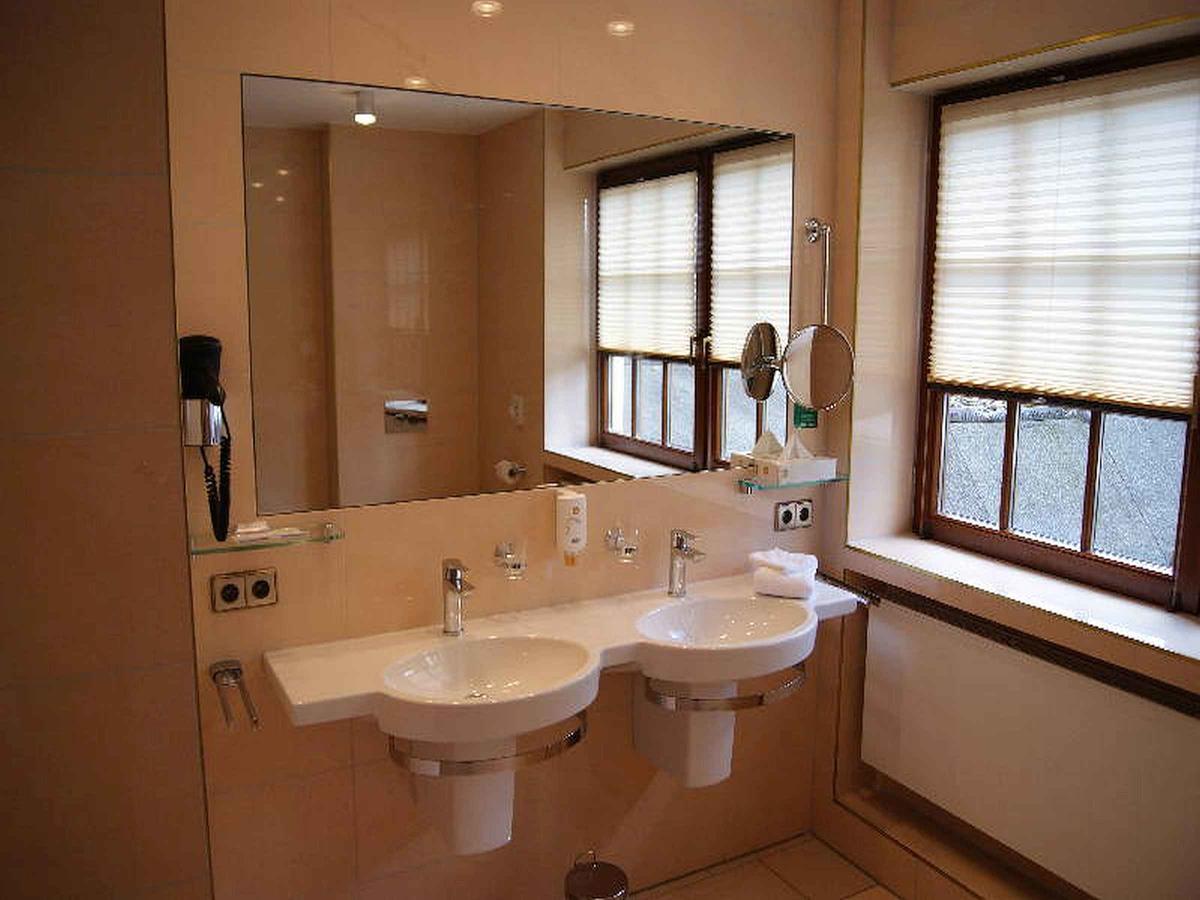 Hotel-Gasthof Zum Suessen Grund Albstadt Εξωτερικό φωτογραφία