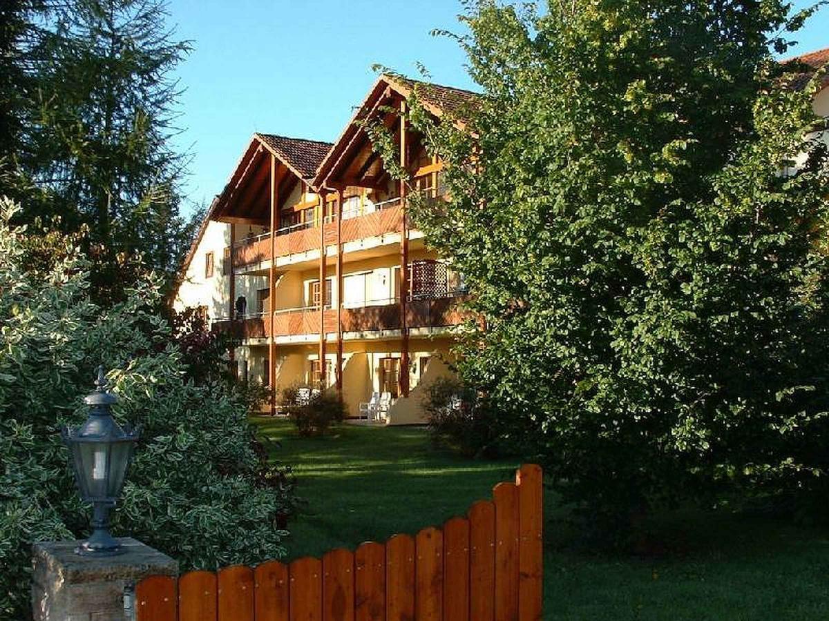 Hotel-Gasthof Zum Suessen Grund Albstadt Εξωτερικό φωτογραφία